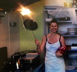 Chef Lisanne in an Italian kitchen on the farm